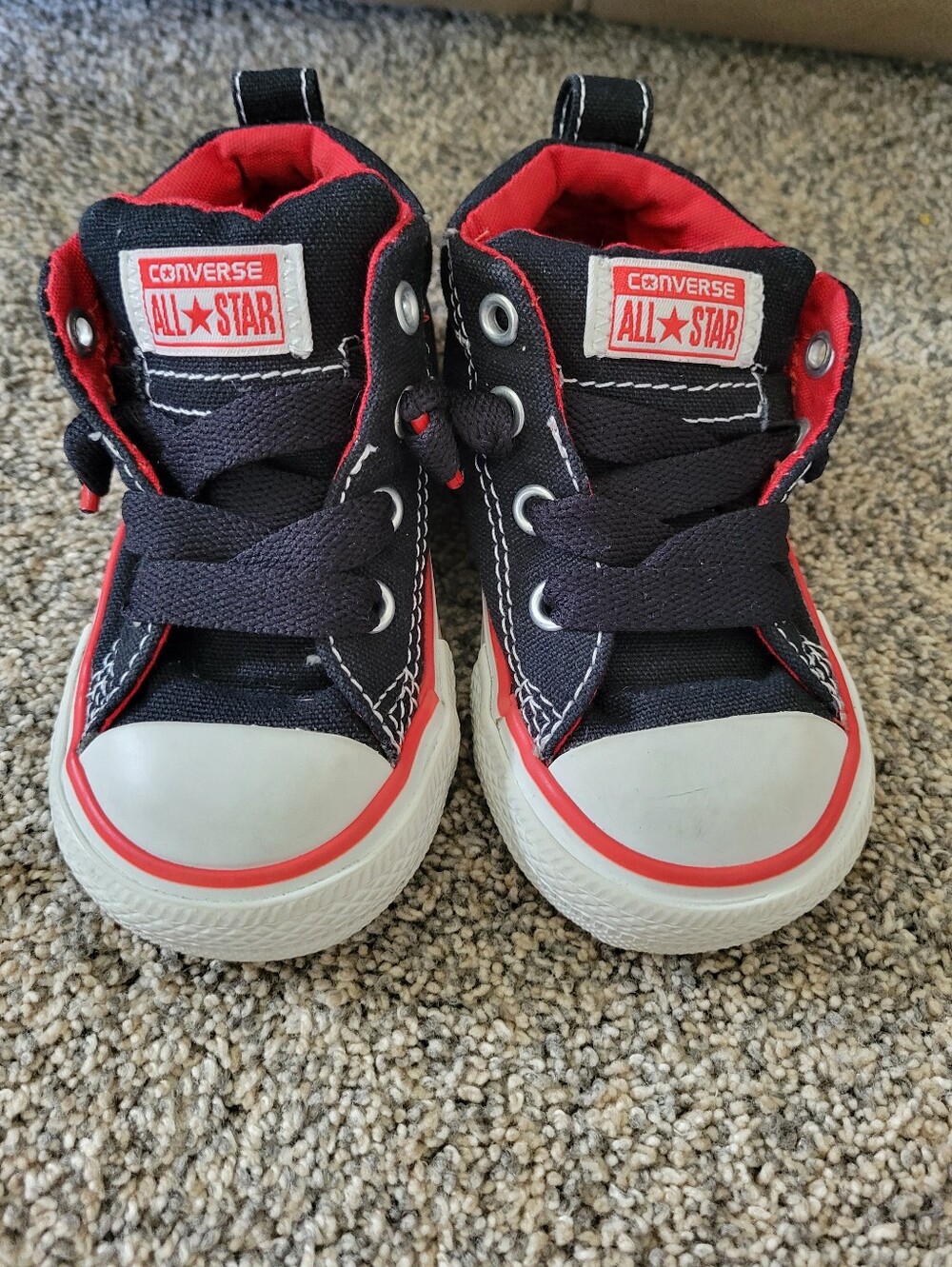 Baby/toddler Size 5 Converse All Star Shoes